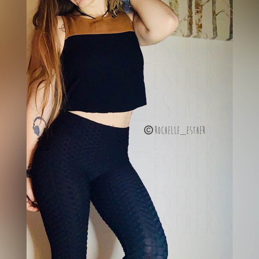 Forever 21 Brown and Black Crop Top Tank size Small